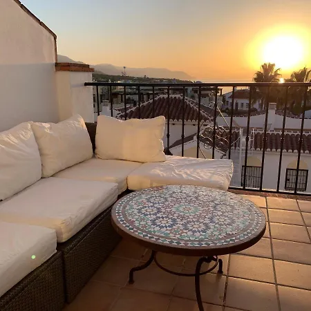 Playa Burriana, Tva Terasser, Havsutsikt, Pool Appartement Nerja