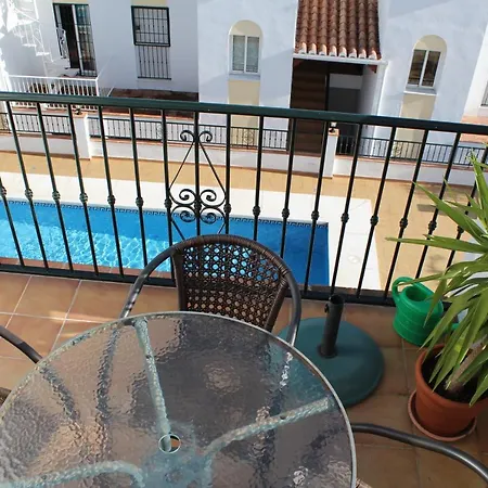 Appartement Playa Burriana, Tva Terasser, Havsutsikt, Pool Nerja